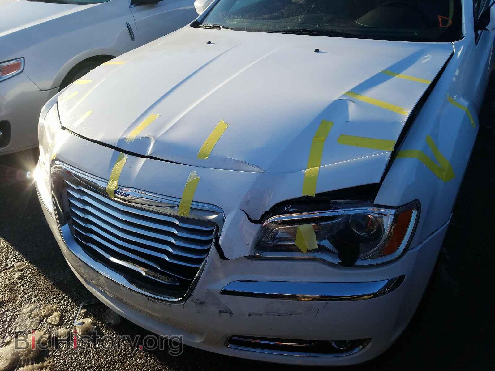 2013 CHRYSLER 300 - VIN: 2C3CCAAG5DH589364 - Фото 9