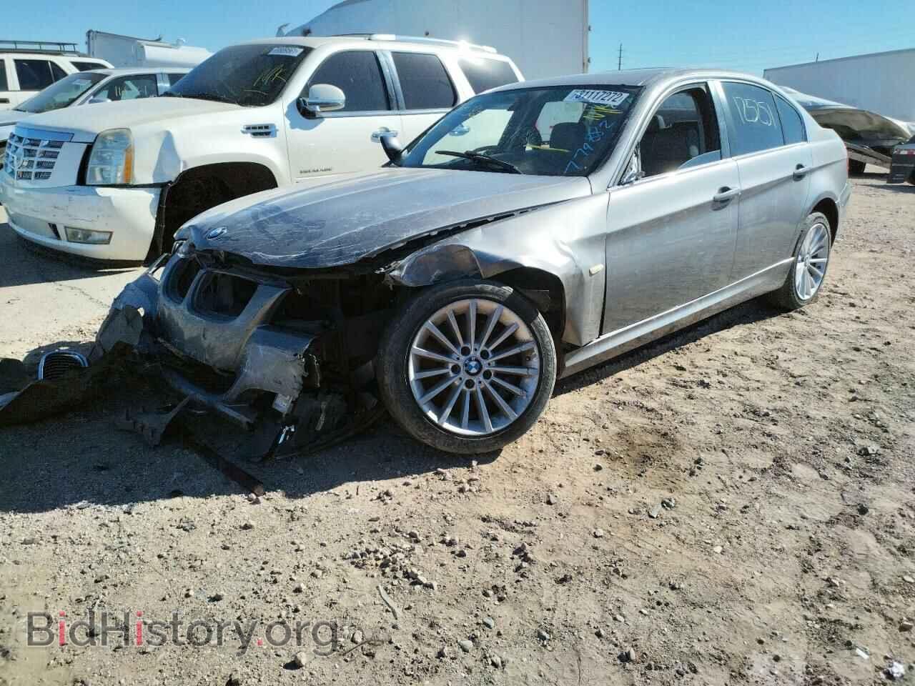 2011 BMW 3 SERIES - VIN: WBAPN7C54BA779882 - Фото 2