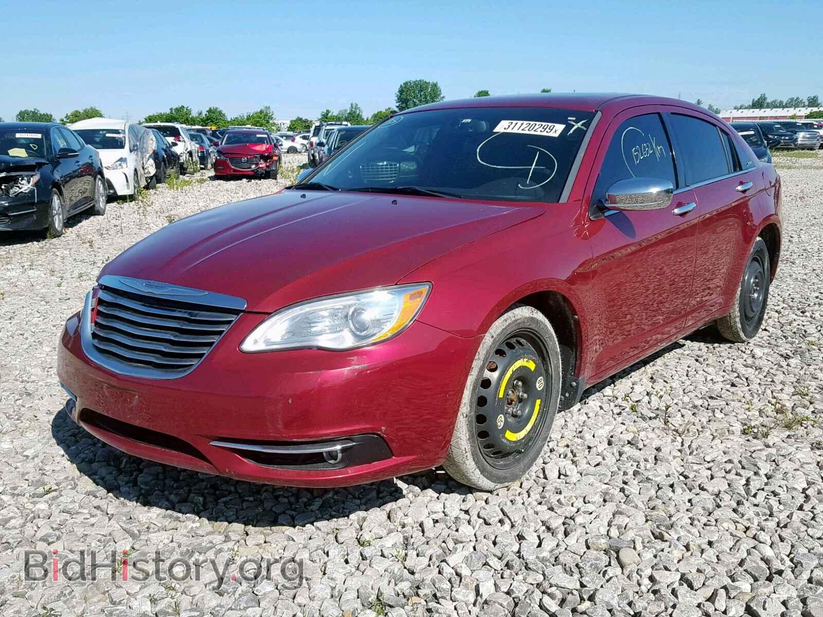 2011 CHRYSLER 200 - VIN: 1C3BC2FG9BN585395 - Фото 2
