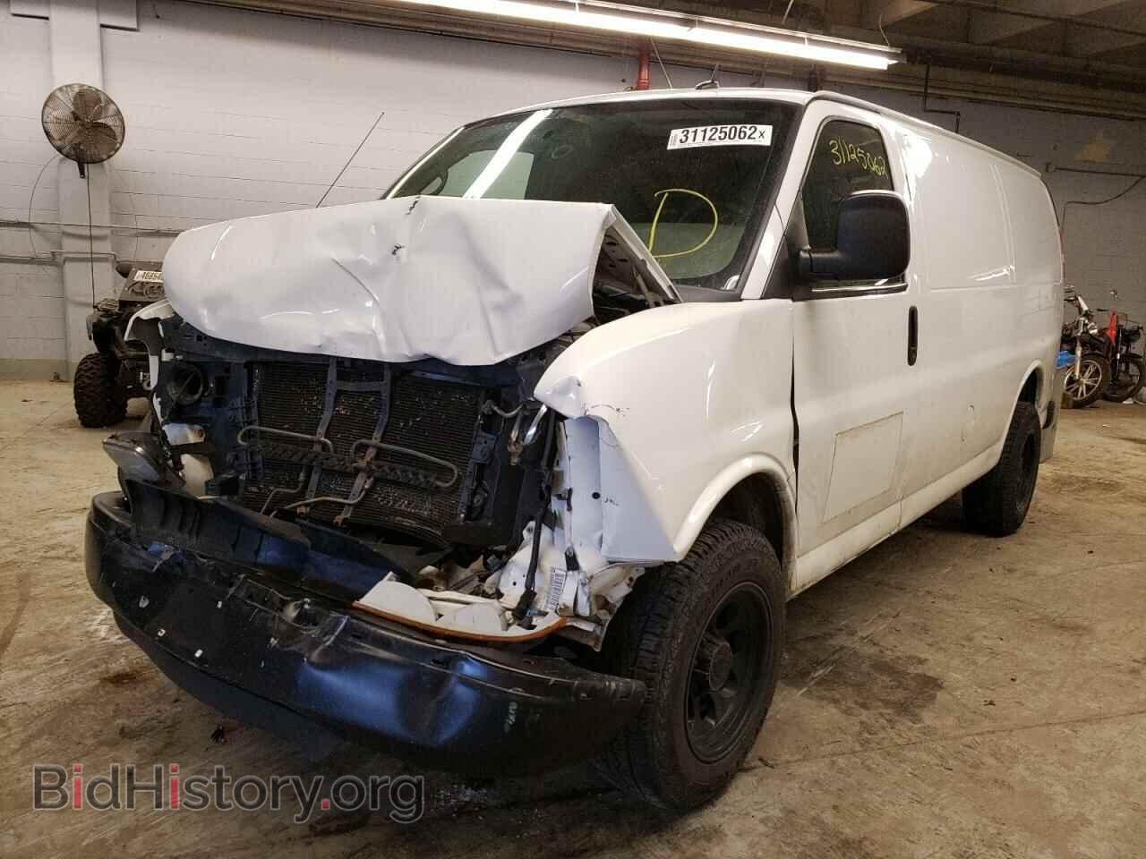 2014 CHEVROLET EXPRESS - VIN: 1GCWGFFA4E1144497 - Фото 2