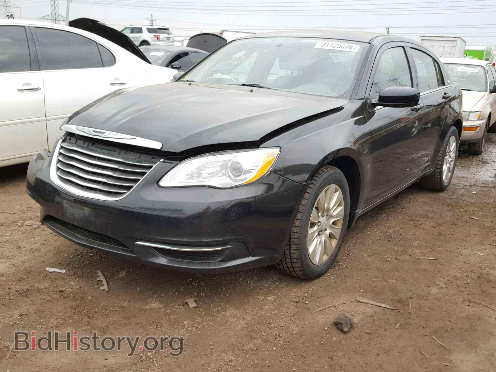 2012 CHRYSLER 200 - VIN: 1C3CCBAB2CN319413 - Photo 2