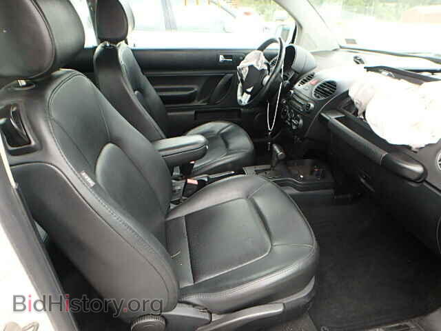 2009 VOLKSWAGEN BEETLE - VIN: 3VWPW31C79M512482 - Фото 5