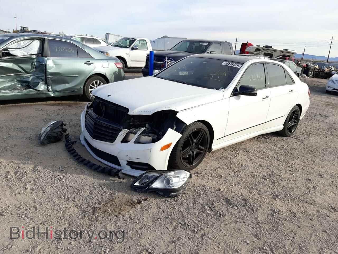 2013 MERCEDES-BENZ E-CLASS - VIN: WDDHF5KB8DA747672 - Фото 2