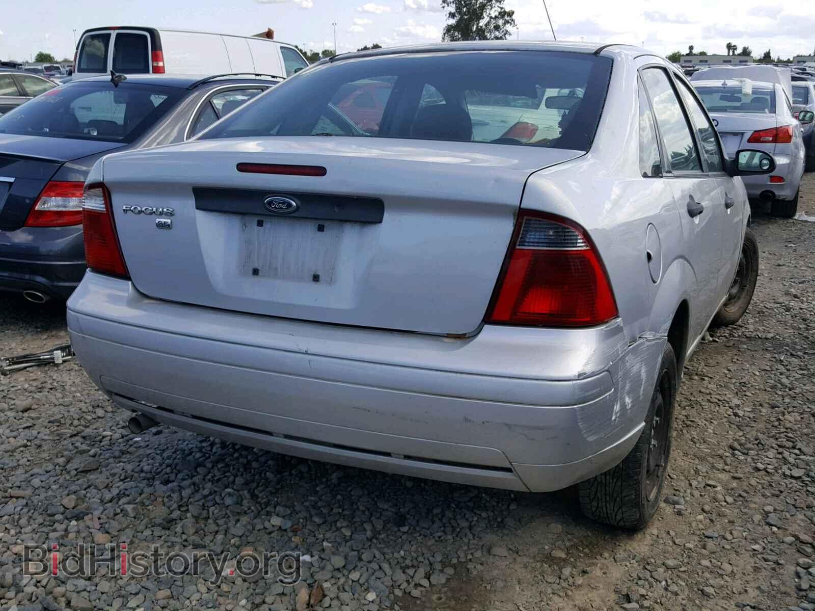 2007 FORD FOCUS - VIN: 1FAFP34N17W152377 - Фото 4