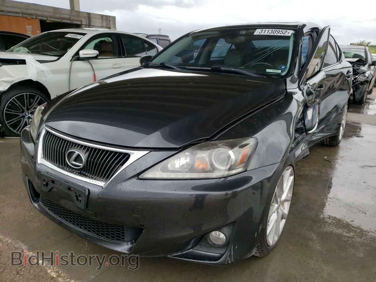2011 LEXUS IS - VIN: JTHCF5C26B5051786 - Photo 2