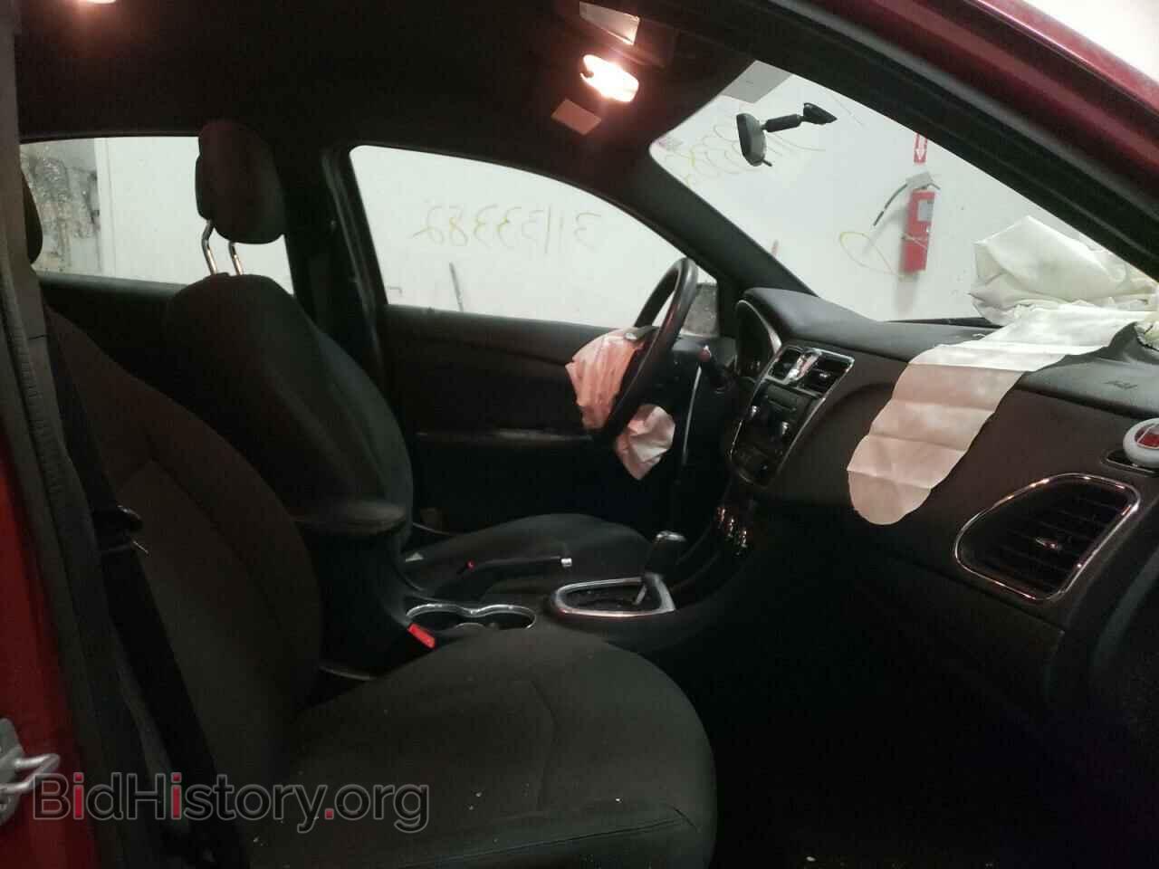 2012 CHRYSLER 200 - VIN: 1C3CCBAB3CN155895 - Фото 5