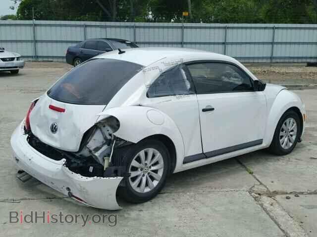 2013 VOLKSWAGEN BEETLE - VIN: 3VWFP7AT0DM644010 - Фото 4