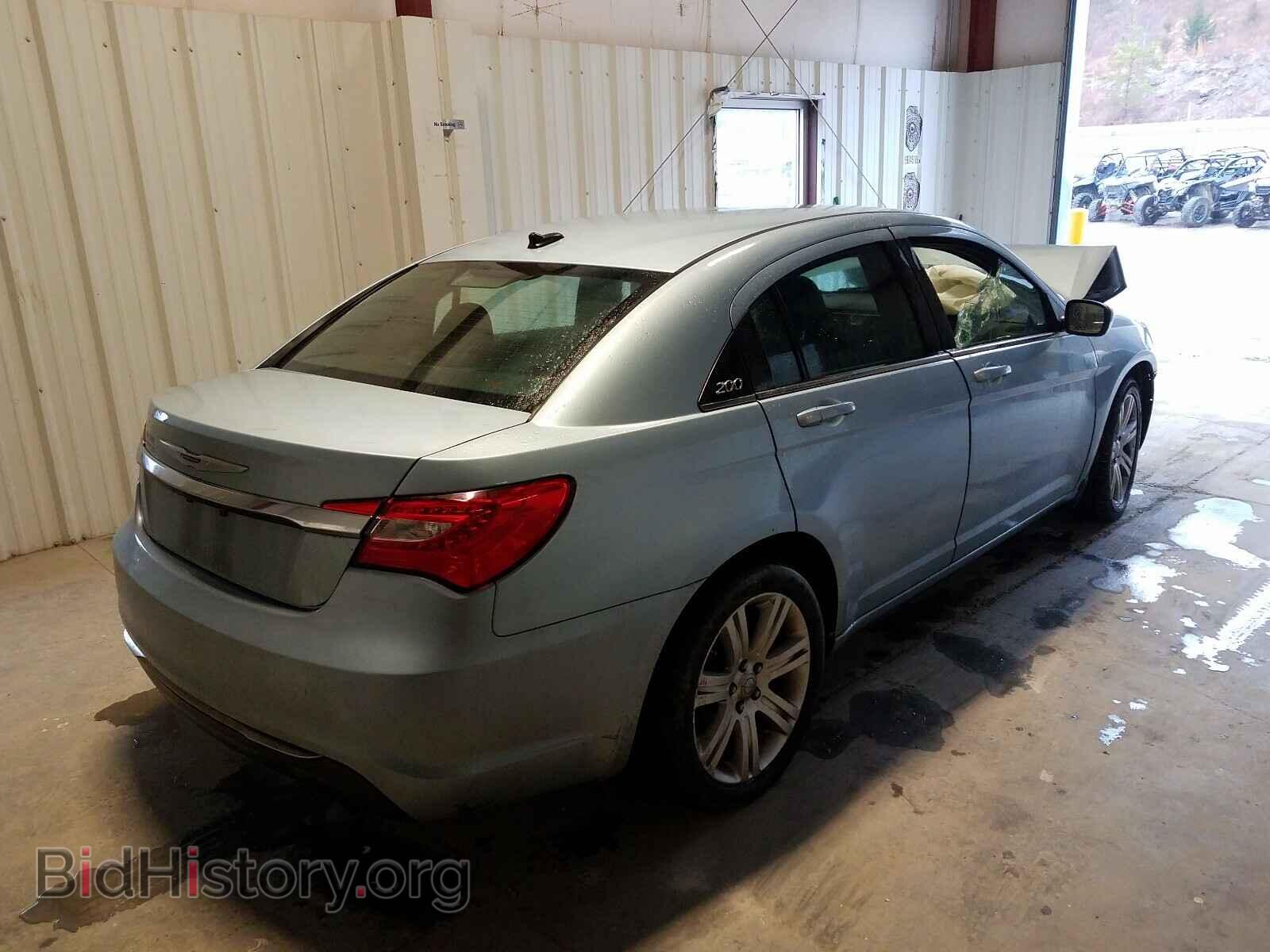 2013 CHRYSLER 200 - VIN: 1C3CCBAB0DN704812 - Фото 4