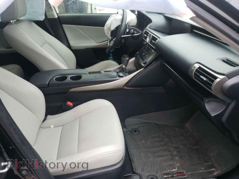 2014 Lexus IS (VIN JTHBE1D26E5002095) — фото 5 из 10