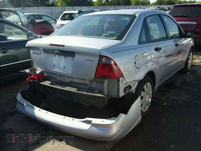 2005 FORD FOCUS - VIN: 1FAFP34N75W302117 - Фото 4