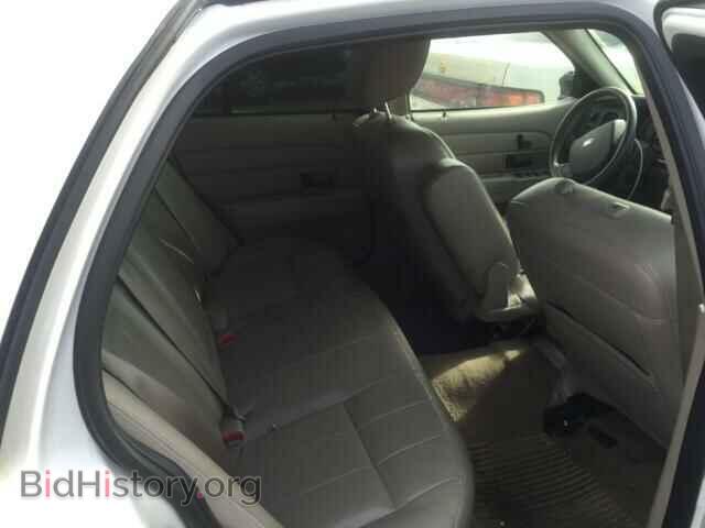 2011 FORD CROWN VIC - VIN: 2FABP7EV4BX178506 - Фото 6