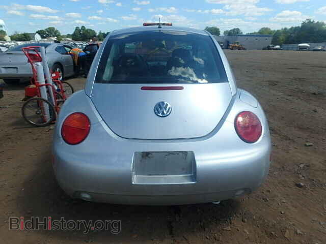 2000 VOLKSWAGEN BEETLE - VIN: 3VWCC21C5YM402210 - Фото 9