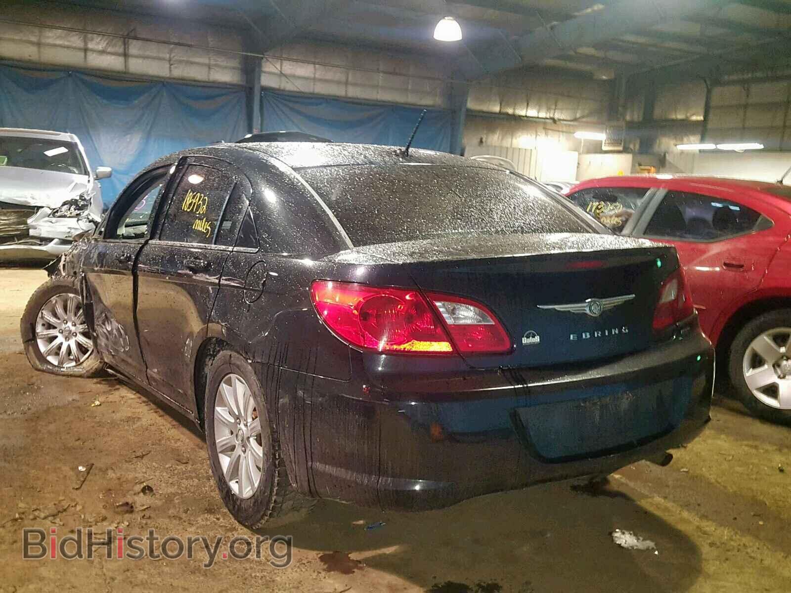 2010 CHRYSLER SEBRING - VIN: 1C3CC5FB4AN198116 - Фото 3