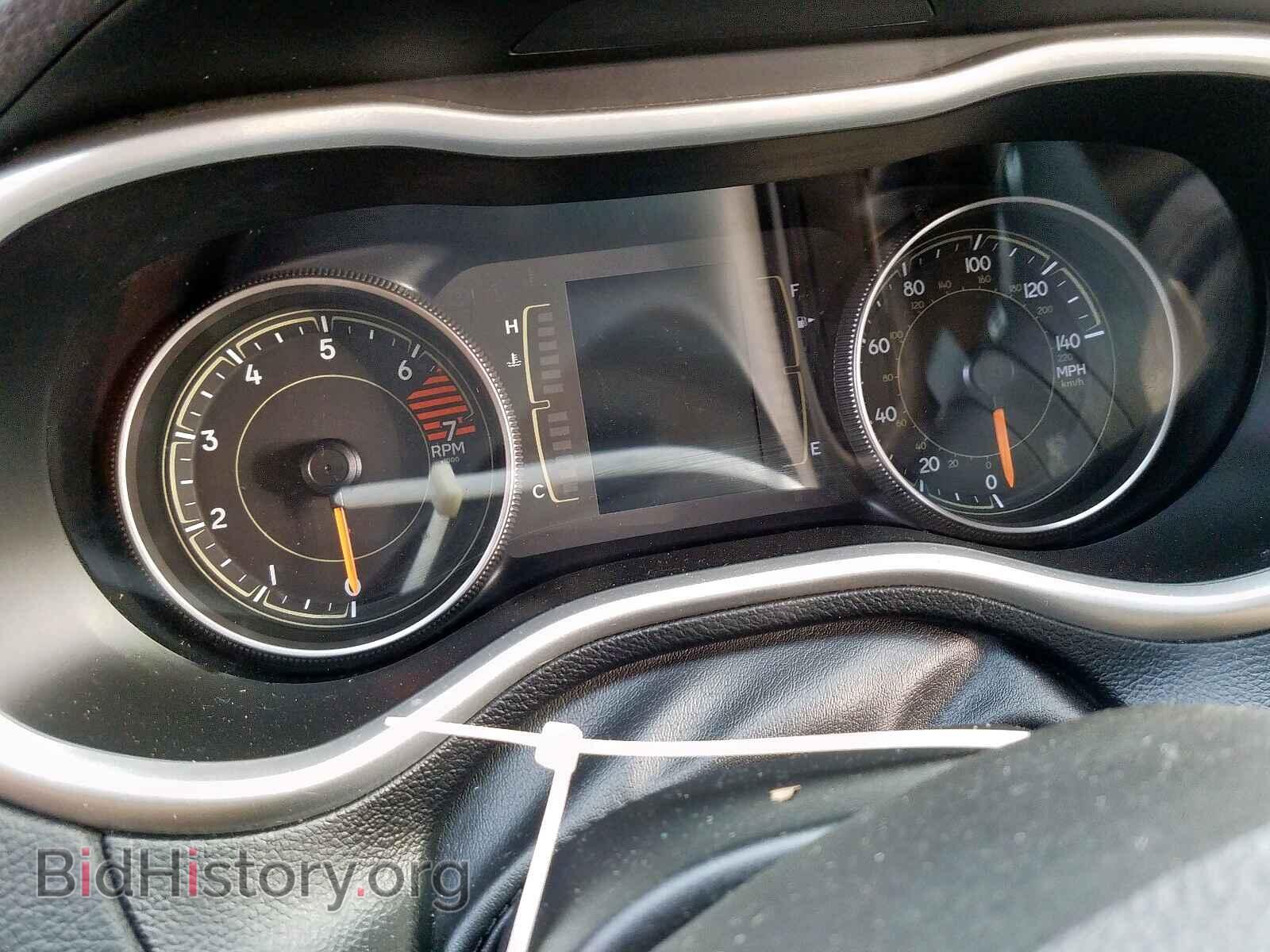 2018 JEEP CHEROKEE - VIN: 1C4PJLLB3JD504000 - Фото 8