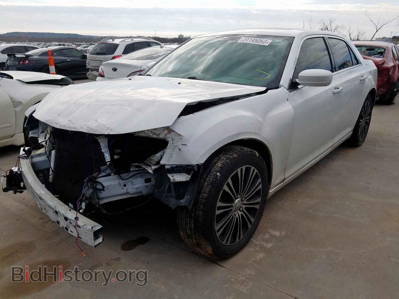 2013 CHRYSLER 300 - VIN: 2C3CCAGG1DH733189 - Фото 2
