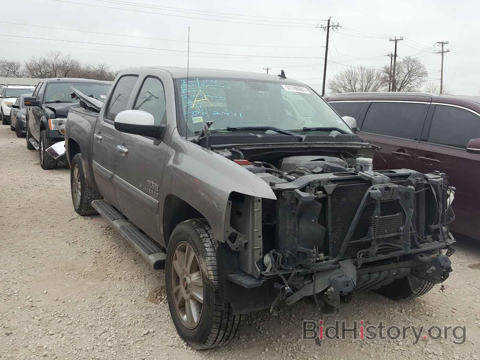 Photo 3GCPCSE09DG171101 - CHEVROLET SILVERADO 2013