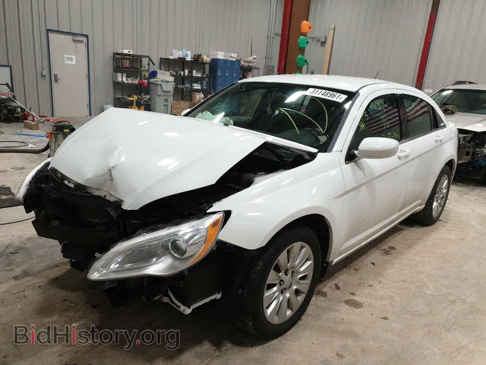 2012 CHRYSLER 200 - VIN: 1C3CCBAG4CN188478 - Фото 2