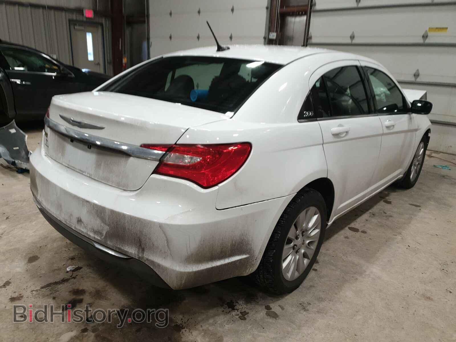 2012 CHRYSLER 200 - VIN: 1C3CCBAG4CN188478 - Фото 4