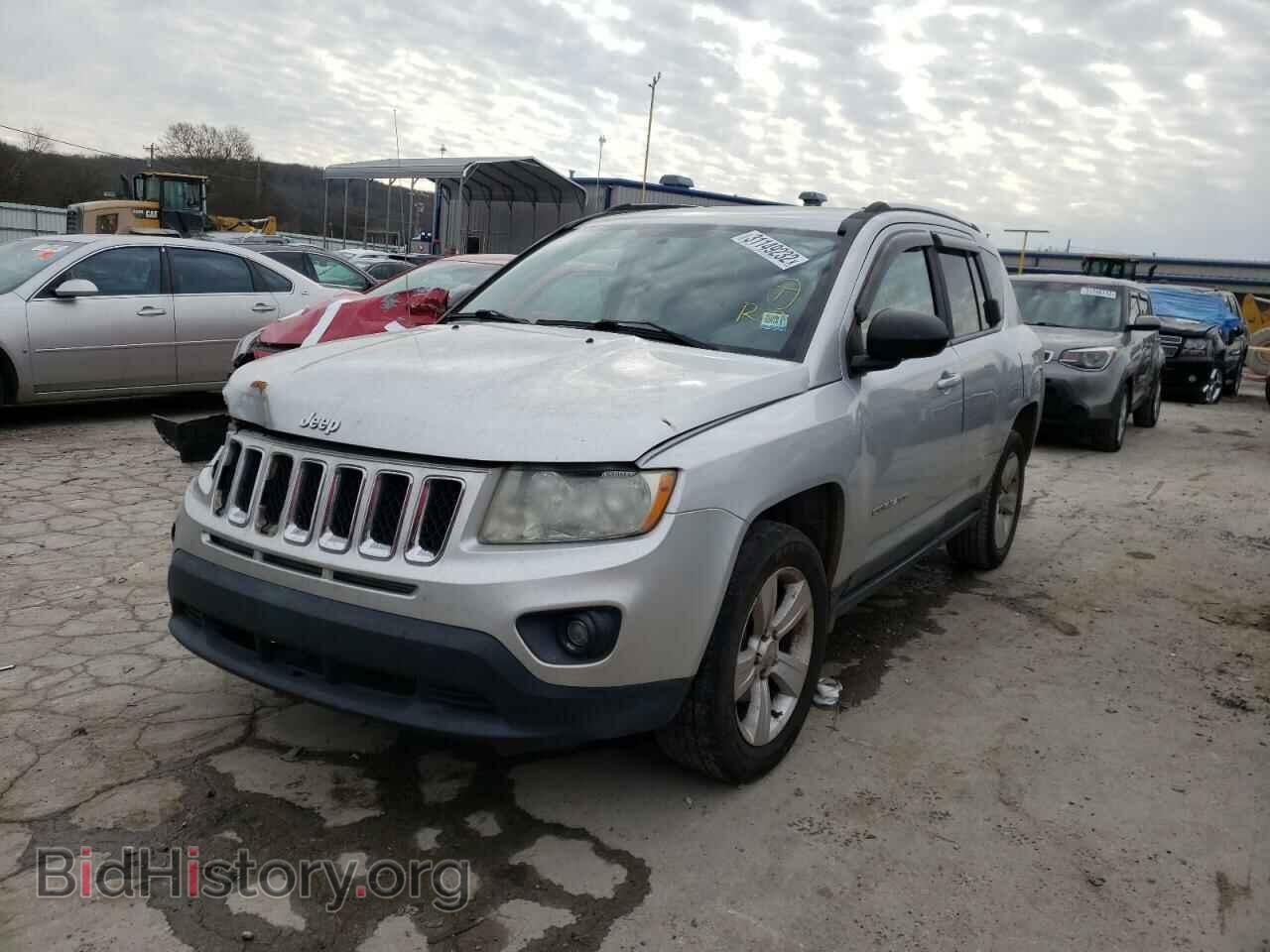 2011 JEEP COMPASS - VIN: 1J4NF1FBXBD161495 - Photo 2