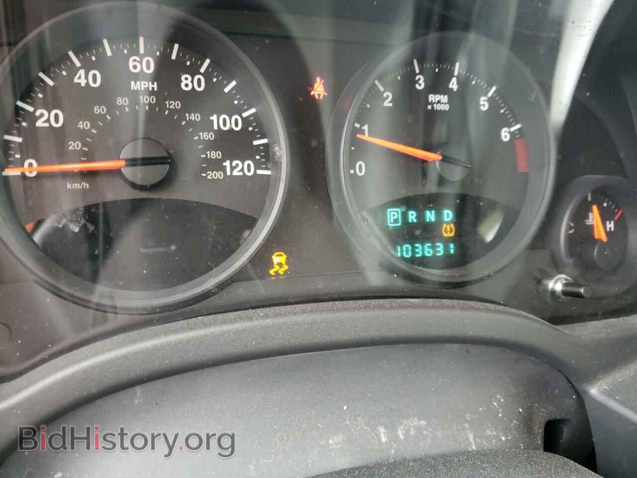 2011 JEEP COMPASS - VIN: 1J4NF1FBXBD161495 - Photo 8