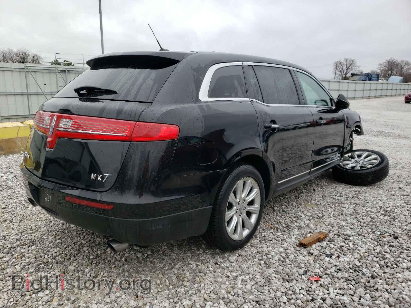 2017 LINCOLN MKT - VIN: 2LMHJ5AT0HBL00637 - Фото 4