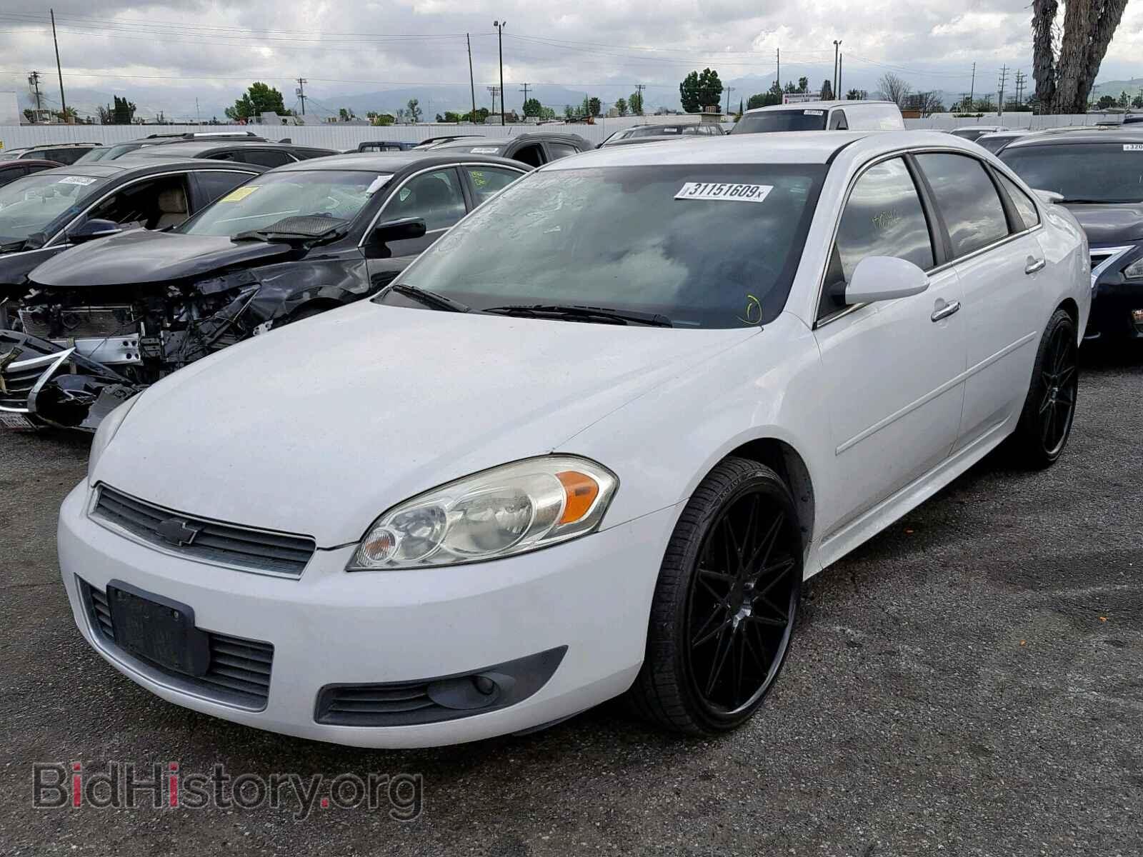 2011 CHEVROLET IMPALA - VIN: 2G1WC5EM3B1174090 - Фото 2
