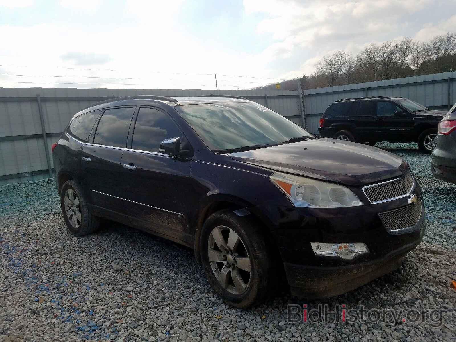 Фотография 1GNLRHED8AS129338 - CHEVROLET TRAVERSE 2010