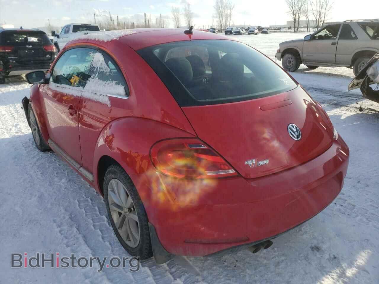 2012 VOLKSWAGEN BEETLE - VIN: 3VWJX7AT7CM657104 - Фото 3