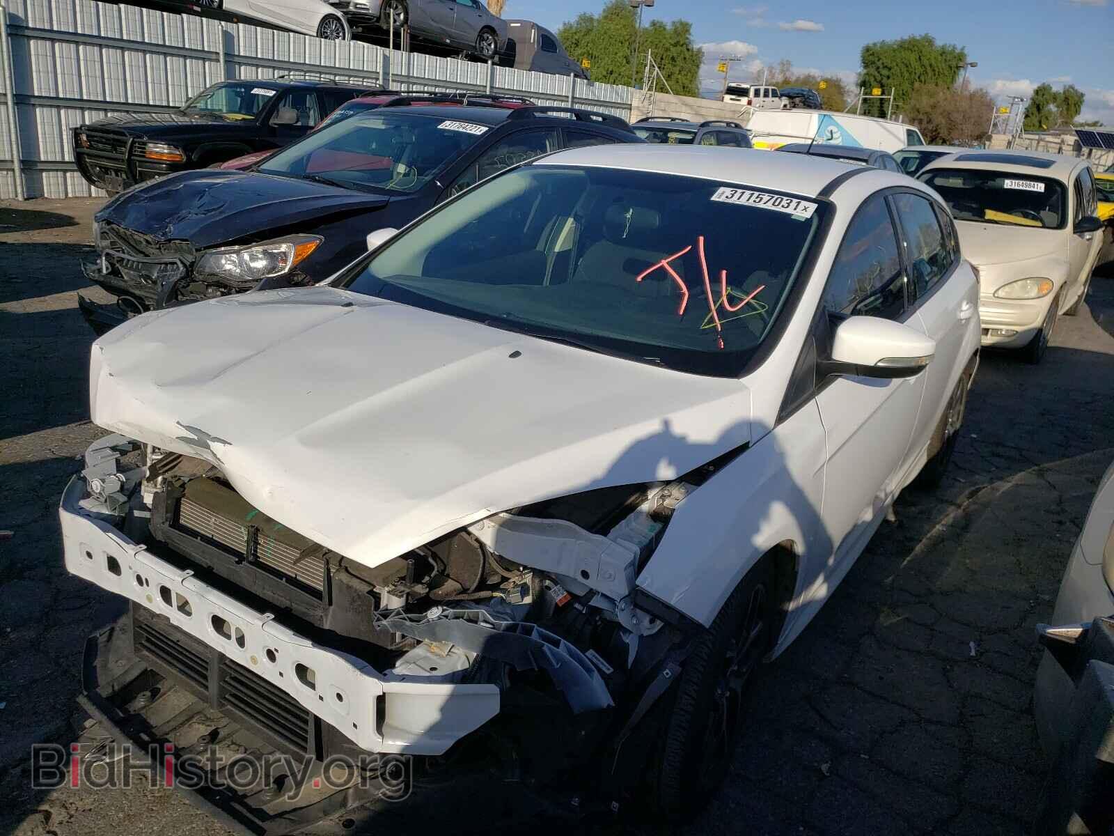 2016 FORD FOCUS - VIN: 1FADP3K29GL387904 - Фото 2