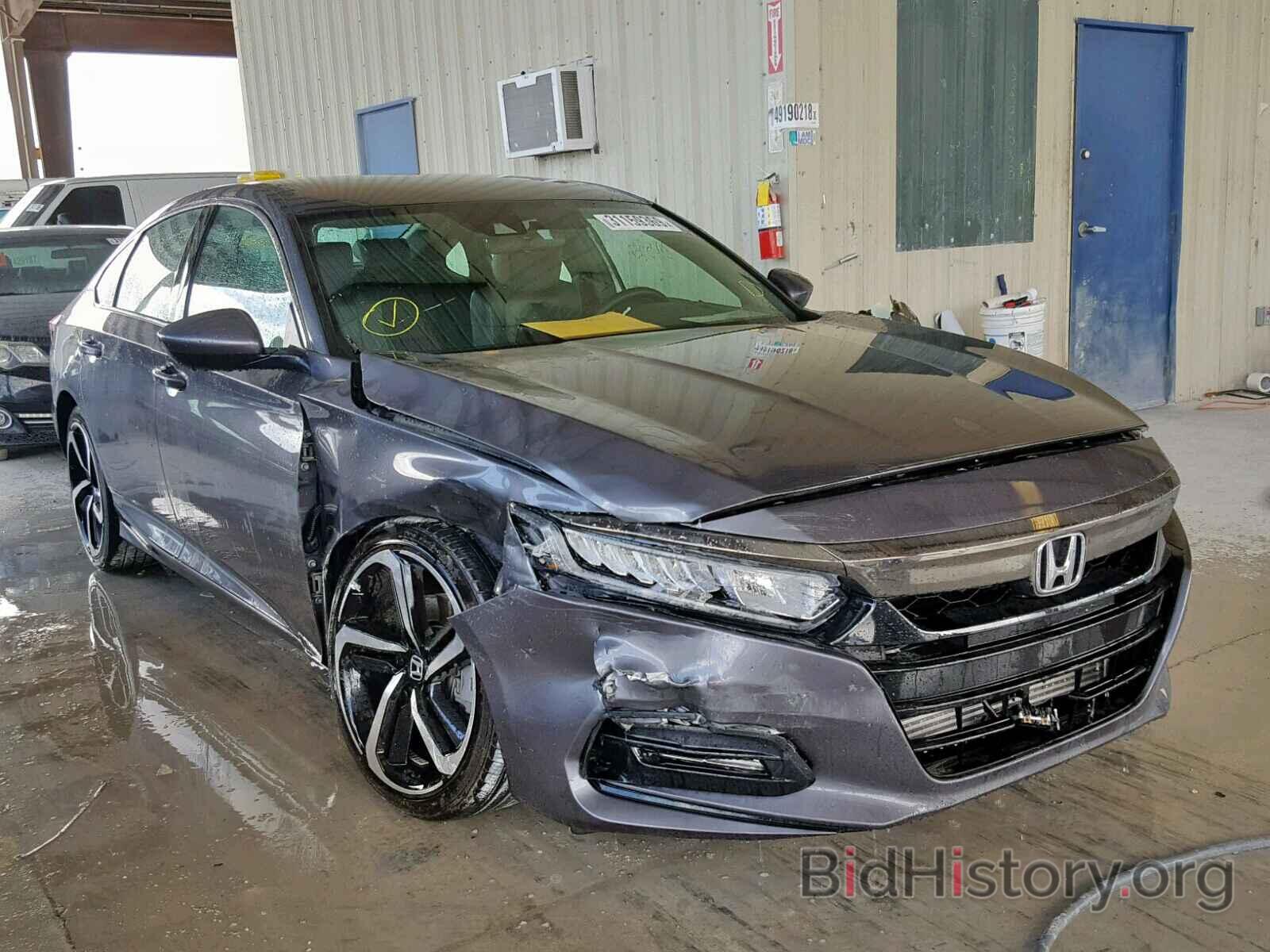 Photo 1HGCV1F32JA156124 - HONDA ACCORD SPO 2018