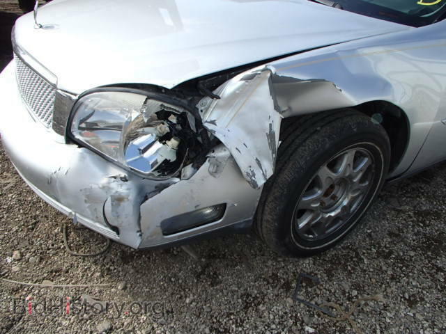 2000 CADILLAC DEVILLE - VIN: 1G6KD54Y5YU266714 - Photo 9