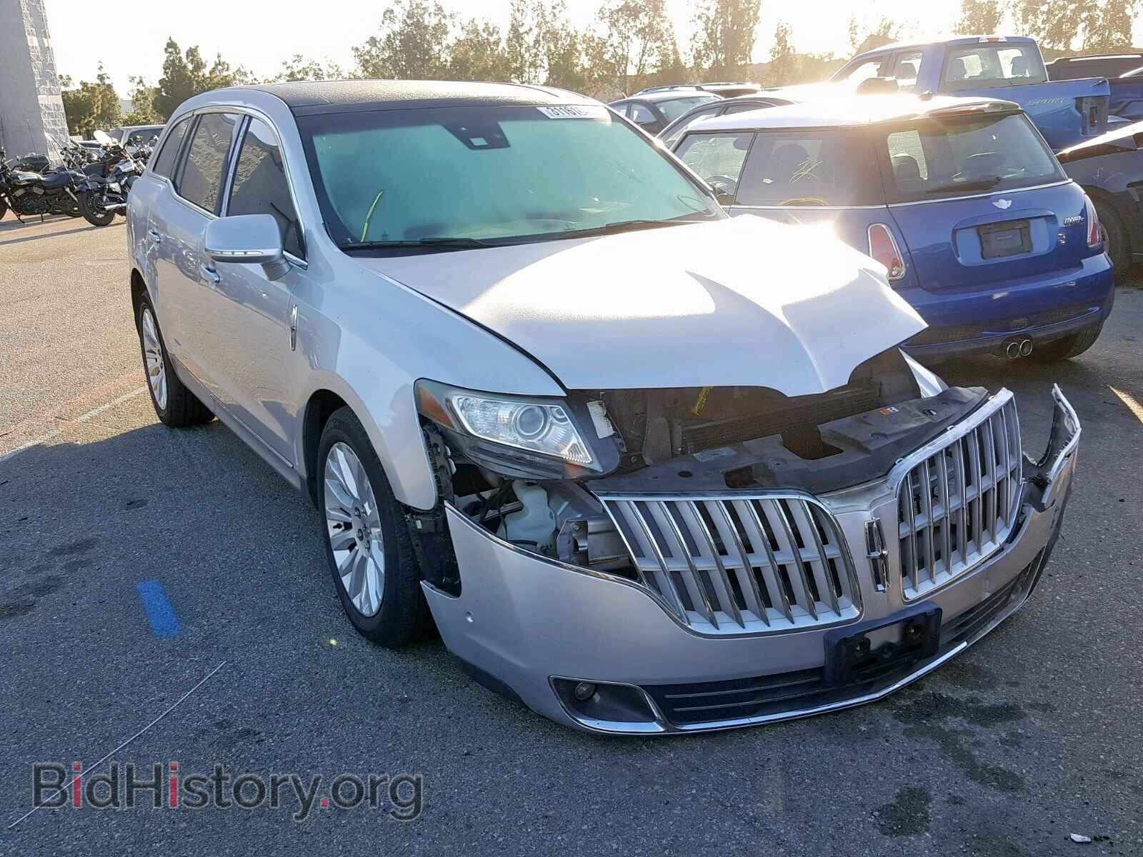 Photo 2LMHJ5AT6CBL50600 - LINCOLN MKT 2012