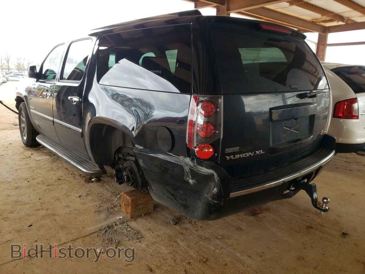 2011 GMC YUKON - VIN: 1GKS1MEF2BR380620 - Фото 3
