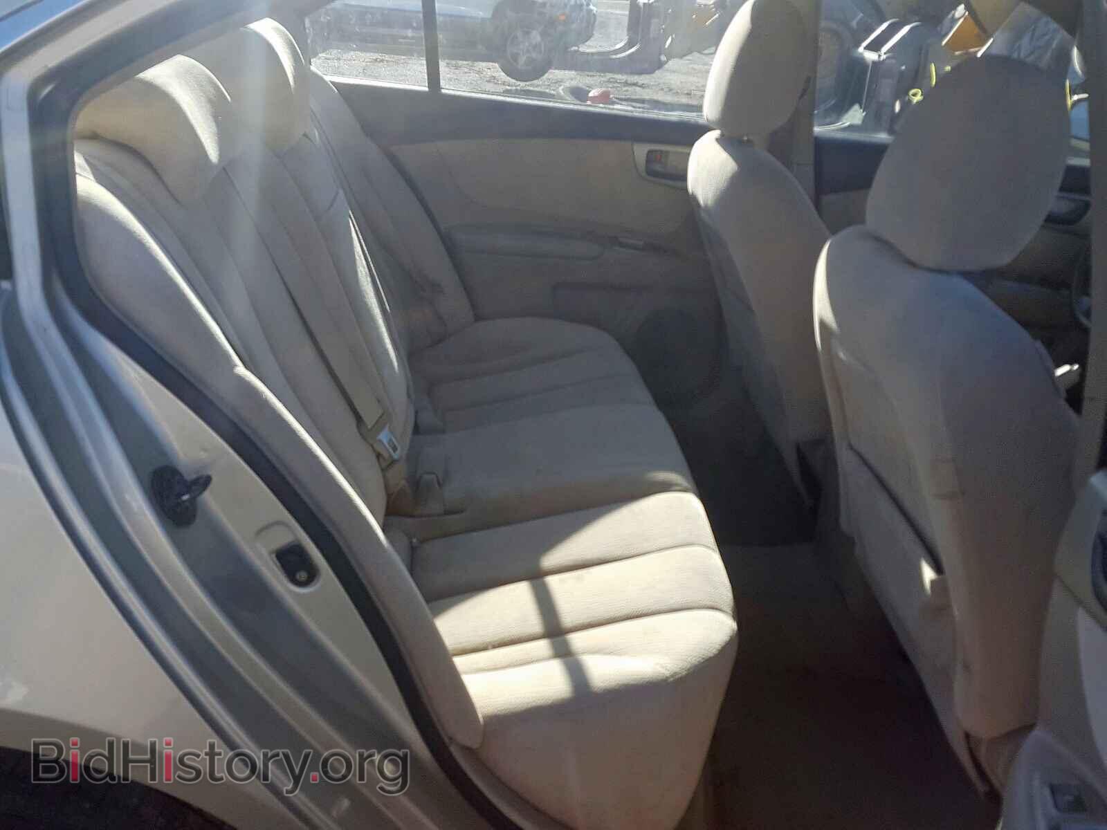 2007 KIA OPTIMA - VIN: KNAGE123975105904 - Фото 6