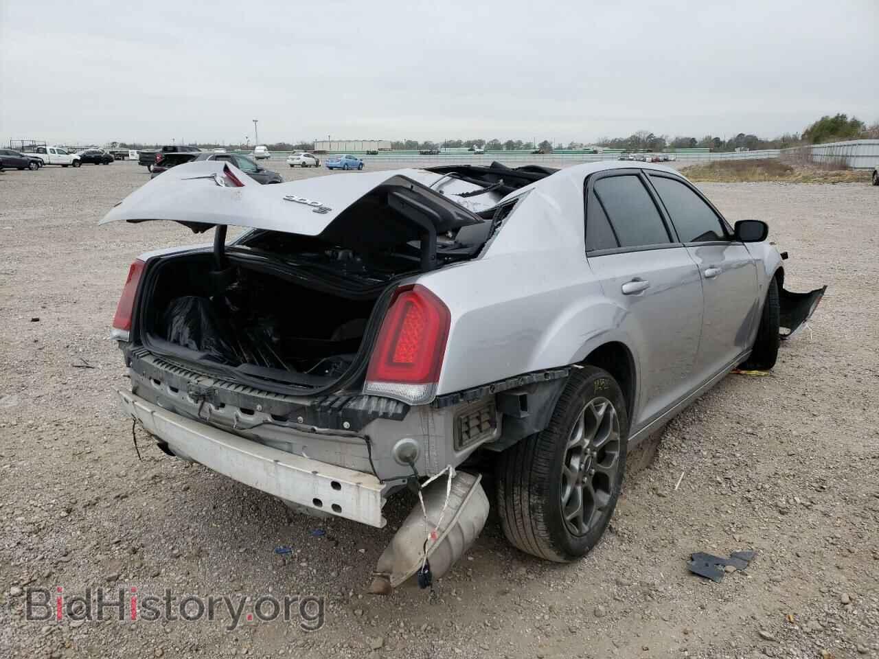 2016 CHRYSLER 300 - VIN: 2C3CCAGG8GH162028 - Фото 4