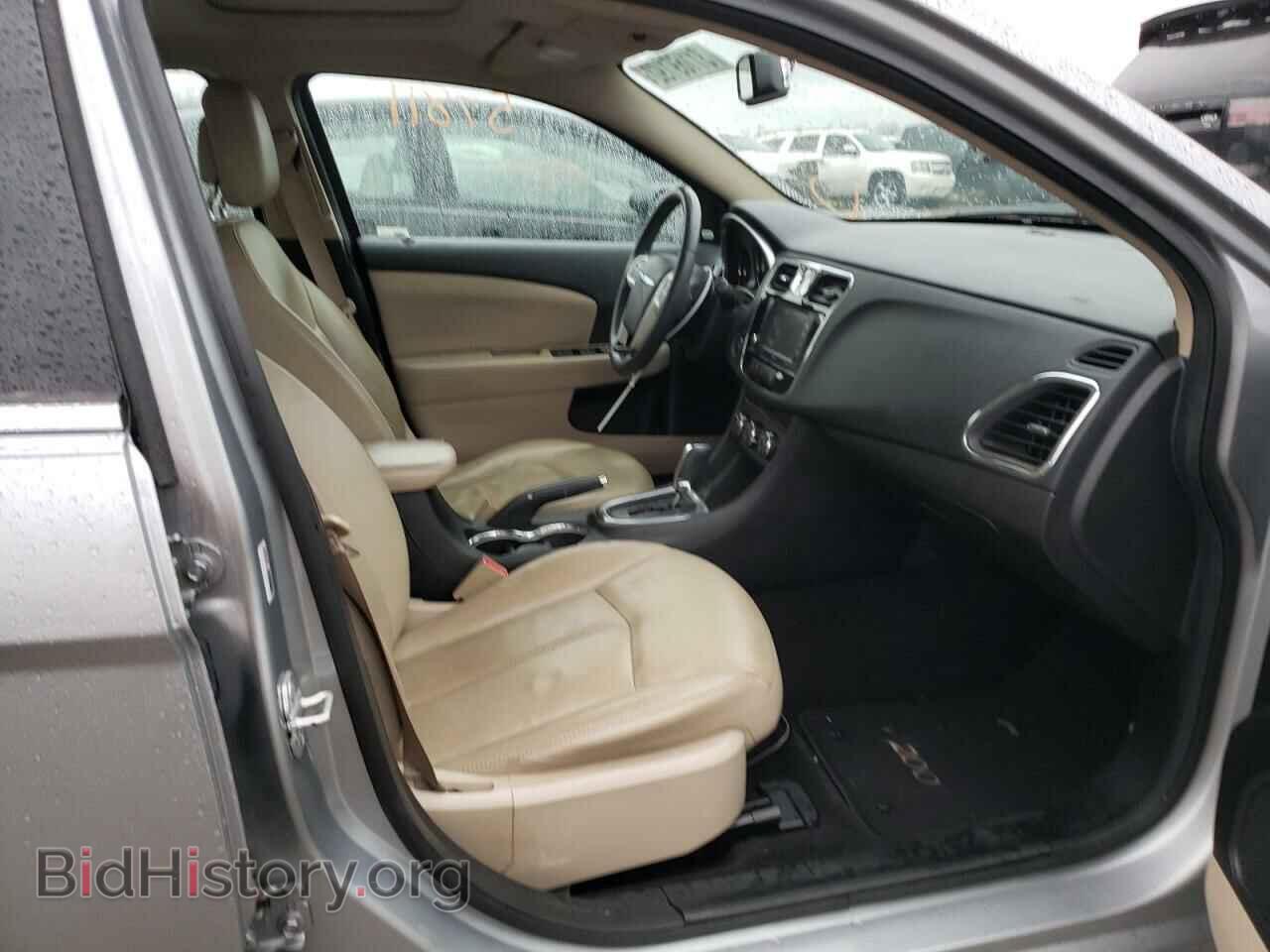 2013 CHRYSLER 200 - VIN: 1C3CCBCG8DN553341 - Фото 5