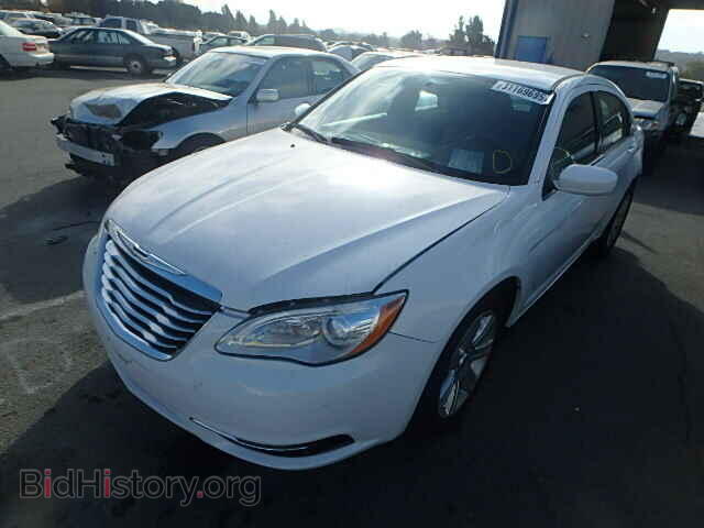 2013 CHRYSLER 200 - VIN: 1C3CCBAB5DN669541 - Фото 2