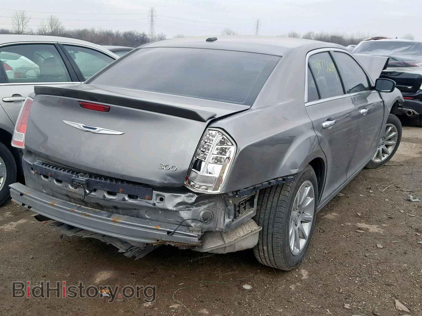 2011 CHRYSLER 300 - VIN: 2C3CA5CG1BH582693 - Фото 4