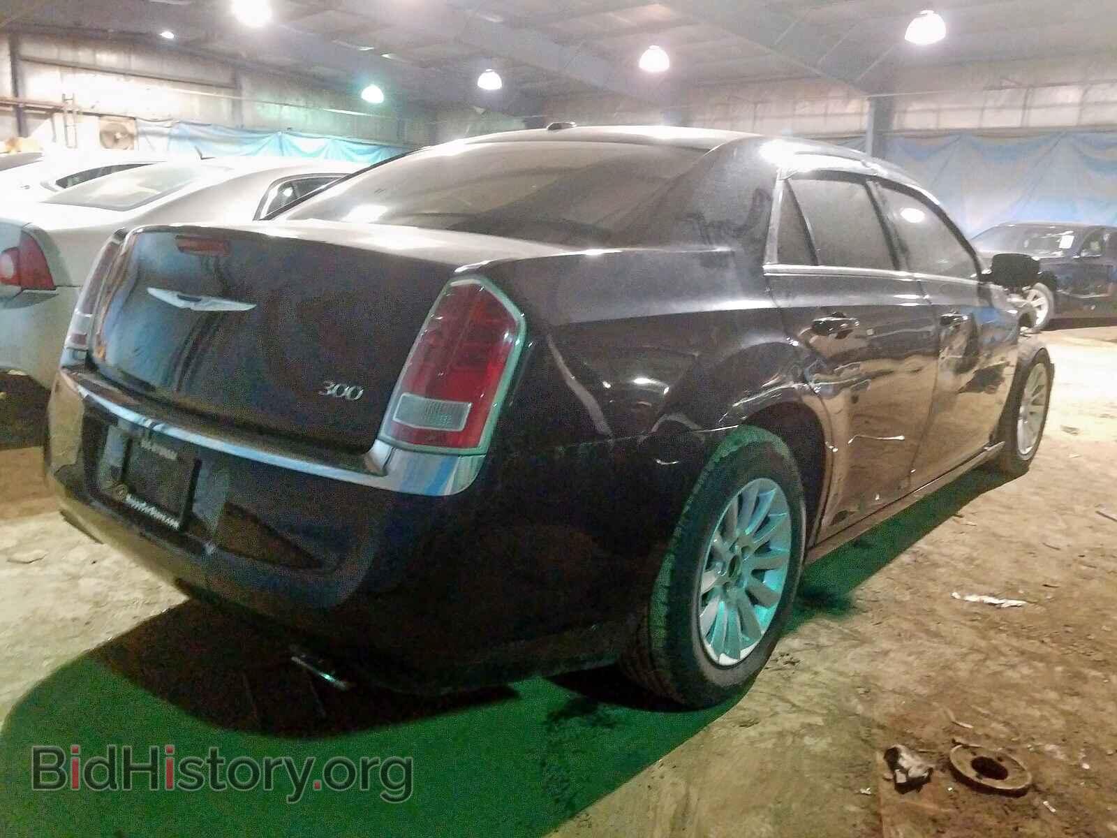 2012 CHRYSLER 300 - VIN: 2C3CCAAG7CH104818 - Фото 4