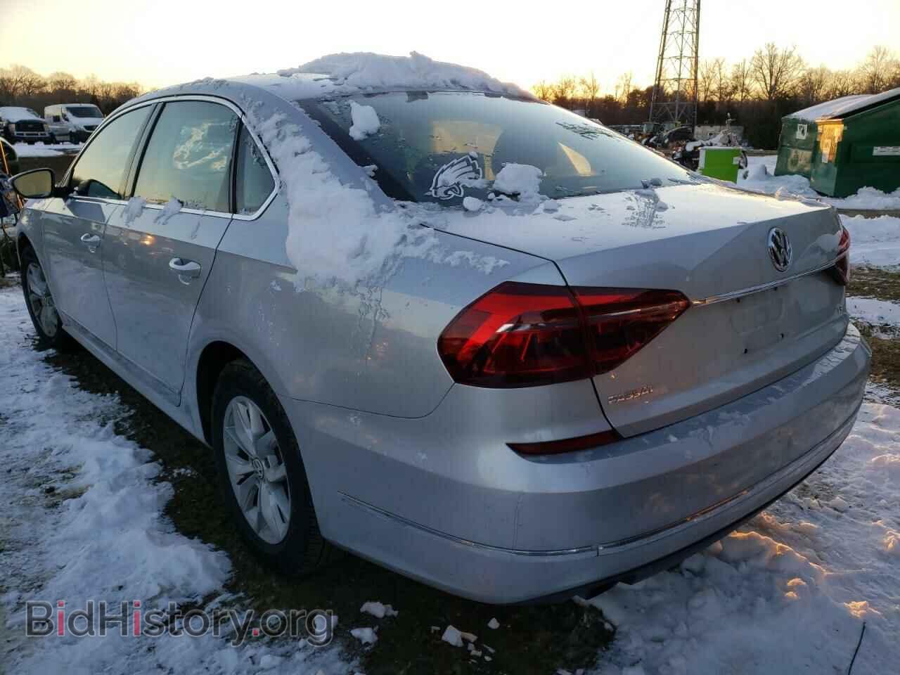 2017 VOLKSWAGEN PASSAT - VIN: 1VWAT7A33HC020764 - Фото 3