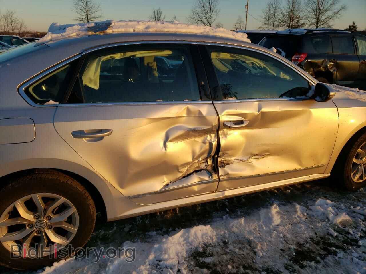 2017 VOLKSWAGEN PASSAT - VIN: 1VWAT7A33HC020764 - Фото 9
