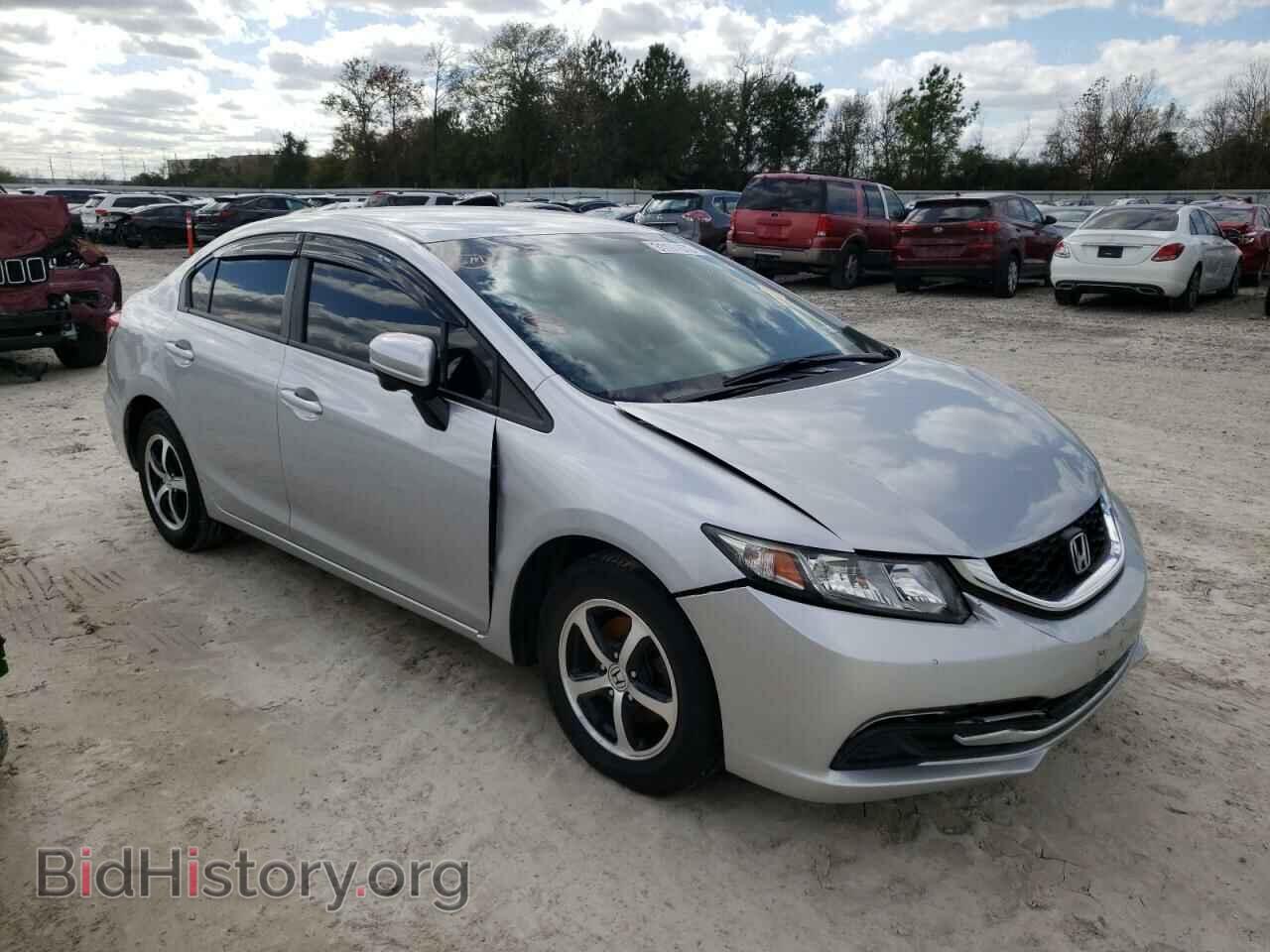 Фотография 19XFB2F78FE287561 - HONDA CIVIC 2015