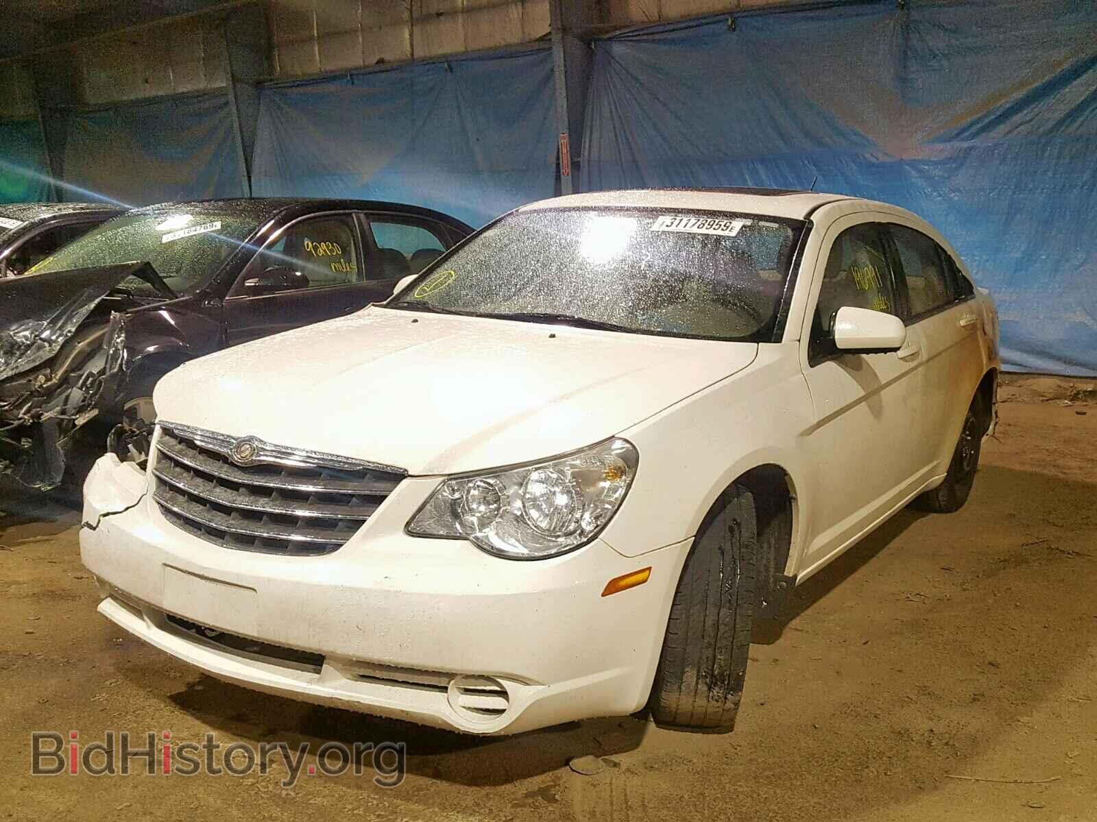 2010 CHRYSLER SEBRING - VIN: 1C3CC5FB6AN144915 - Photo 2
