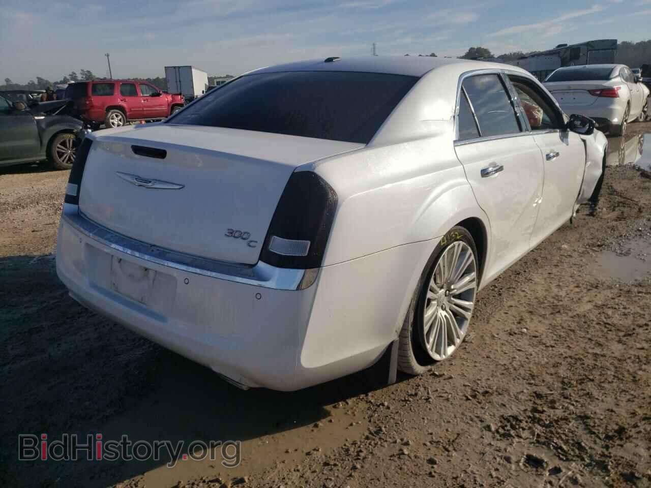 2014 CHRYSLER 300 - VIN: 2C3CCAEG2EH310237 - Фото 4