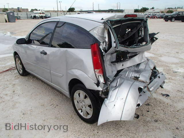 2006 FORD FOCUS - VIN: 1FAHP31N06W250151 - Фото 3