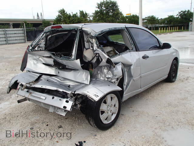 2006 FORD FOCUS - VIN: 1FAHP31N06W250151 - Фото 4