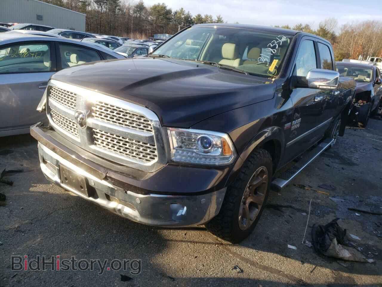 2017 RAM 1500 - VIN: 1C6RR7VT2HS670553 - Фото 2