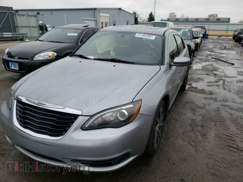 2013 Chrysler 200 (VIN 1C3CCBBG4DN717069) — photo 2 of 10