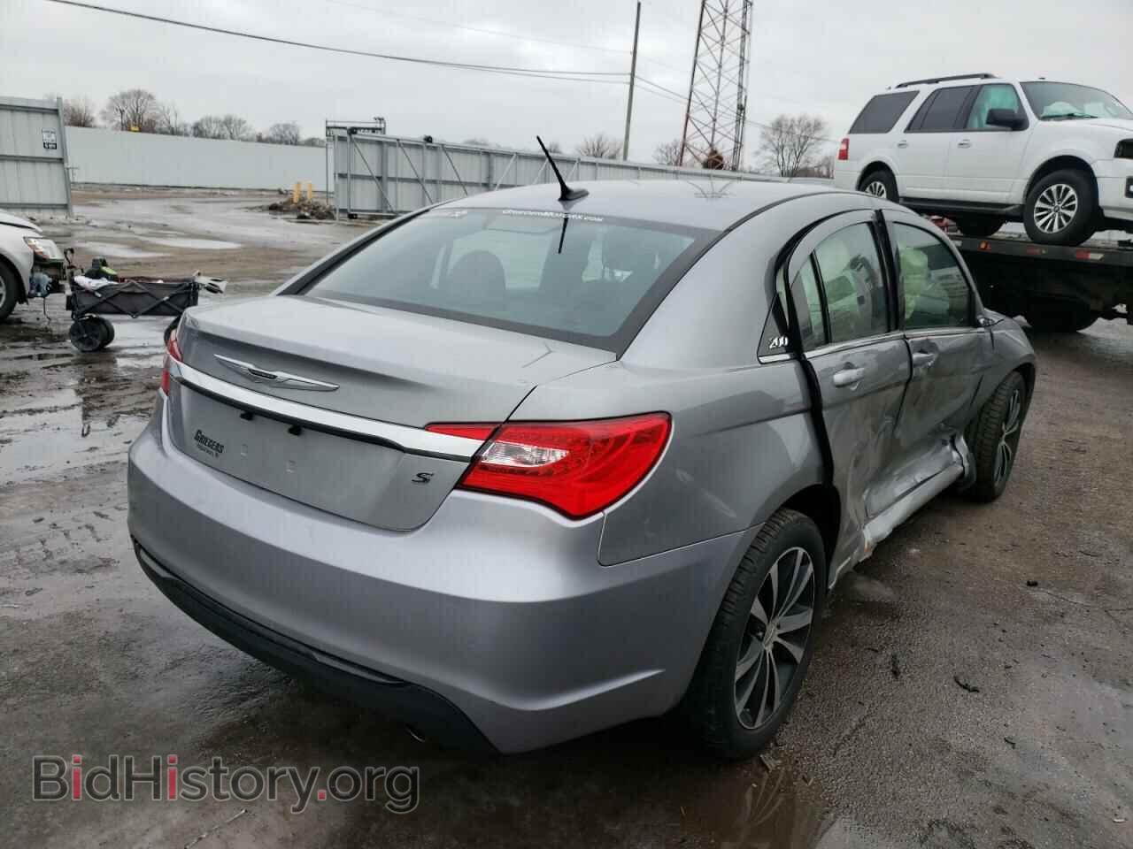 2013 CHRYSLER 200 - VIN: 1C3CCBBG4DN717069 - Фото 4