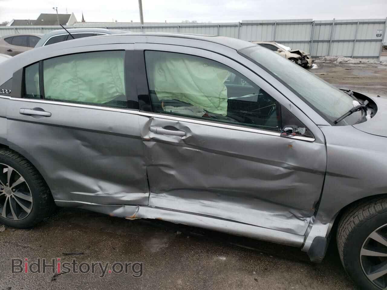 2013 CHRYSLER 200 - VIN: 1C3CCBBG4DN717069 - Фото 9